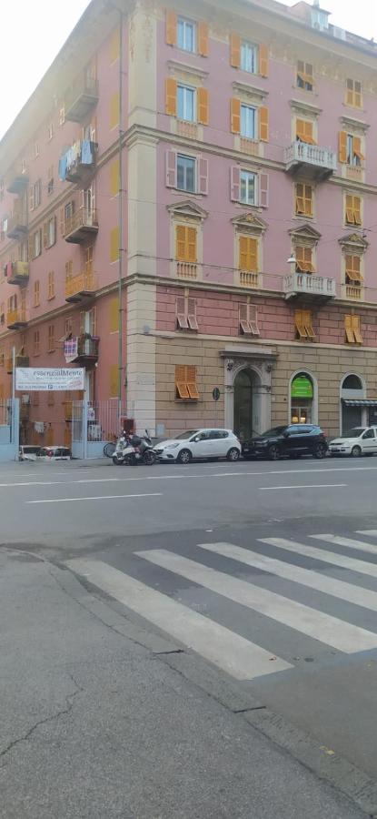 Appartamento In Centro Genua Zewnętrze zdjęcie